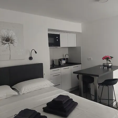 Apartments R&B Baška Exteriér fotografie